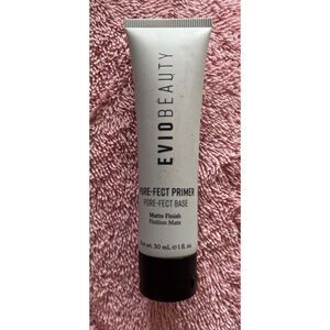 EVIO BEAUTY Pore-fect Primer Base Matte Full Size 1 fl oz.  MSRP $29 - BRAND NEW